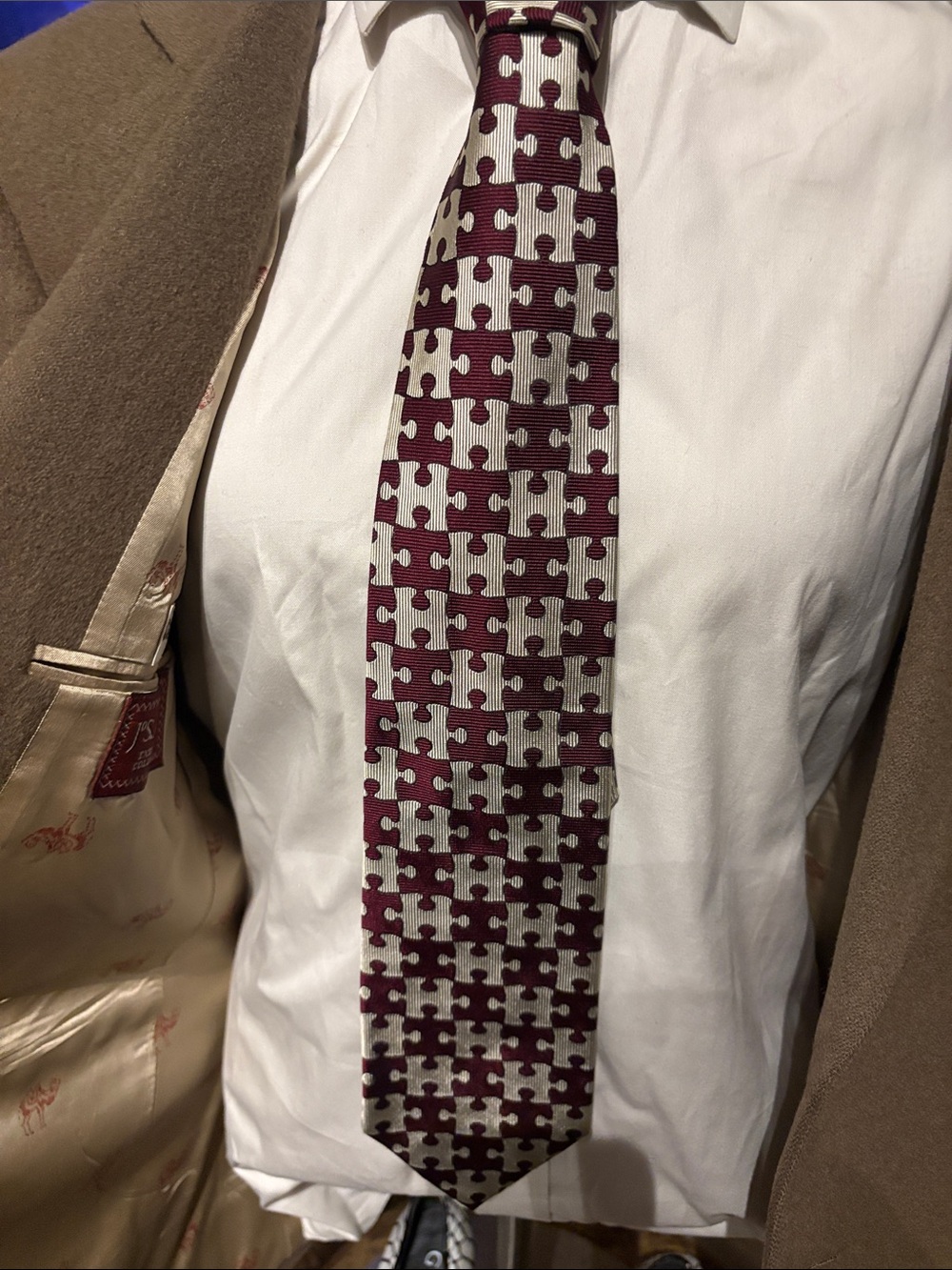 Papillon Blanc Burgundy and Cream Puzzle-Pattern Silk Tie